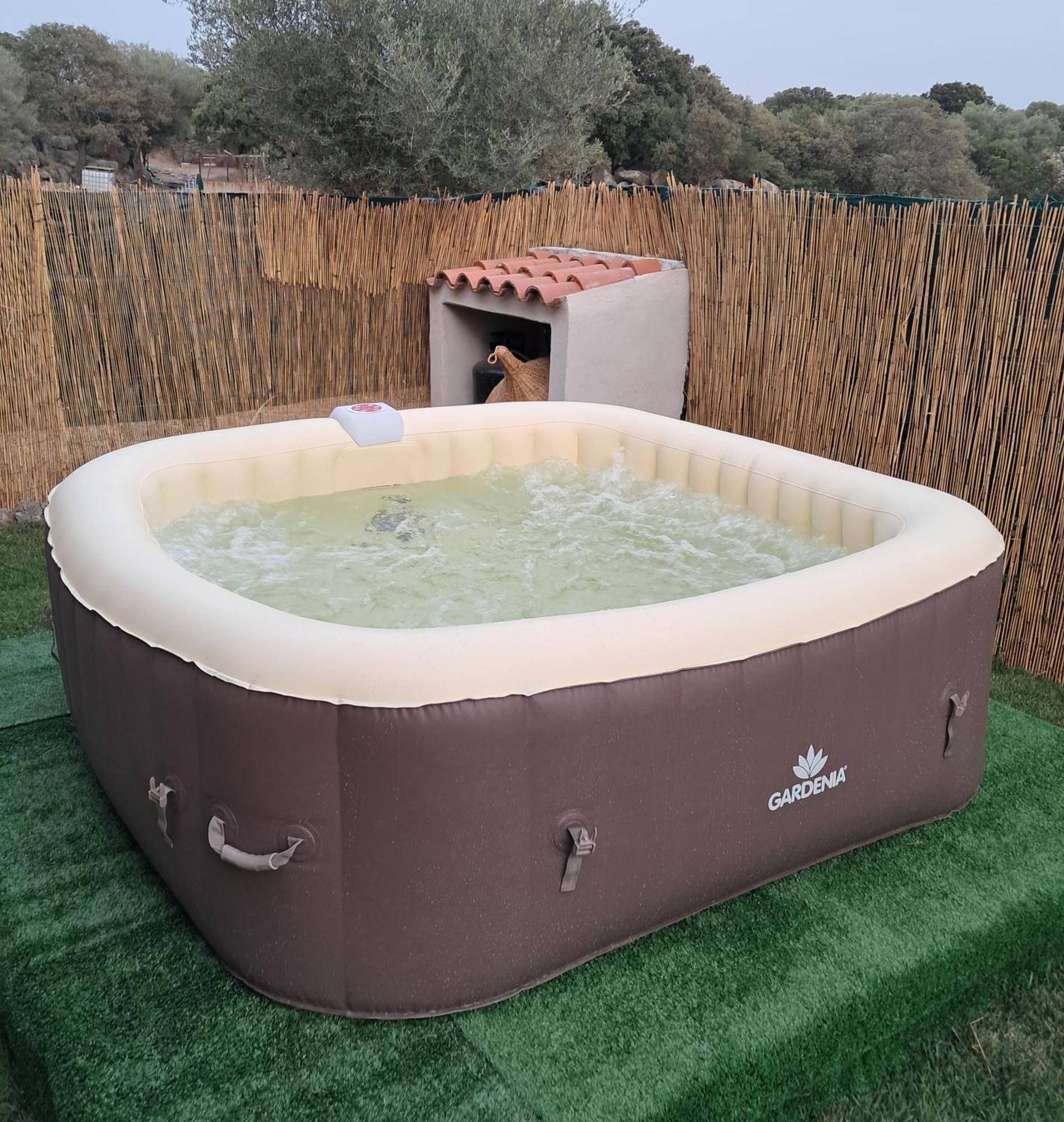 Апартаменти Pasiga - Private Jacuzzi - Telti Екстер'єр фото